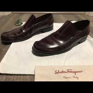 Salvatore Ferragamo 10.5 D